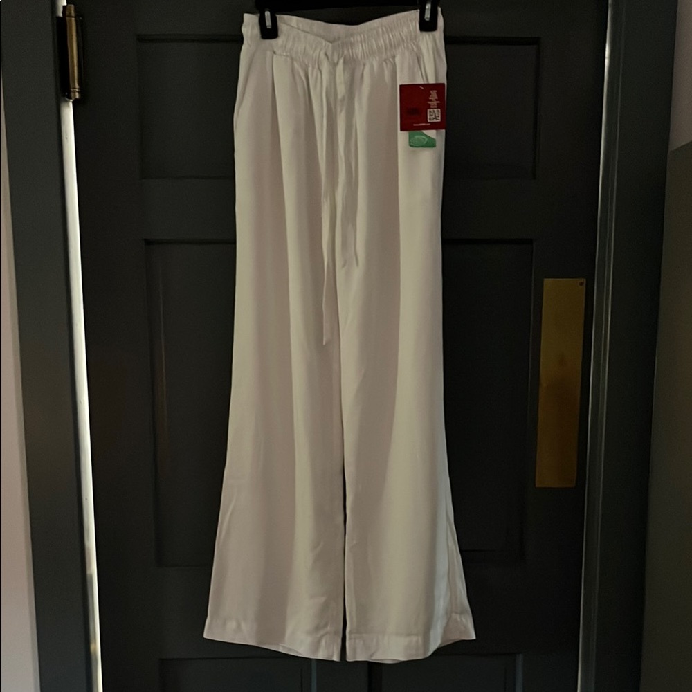 NWT Reba white tencel pants flair leg